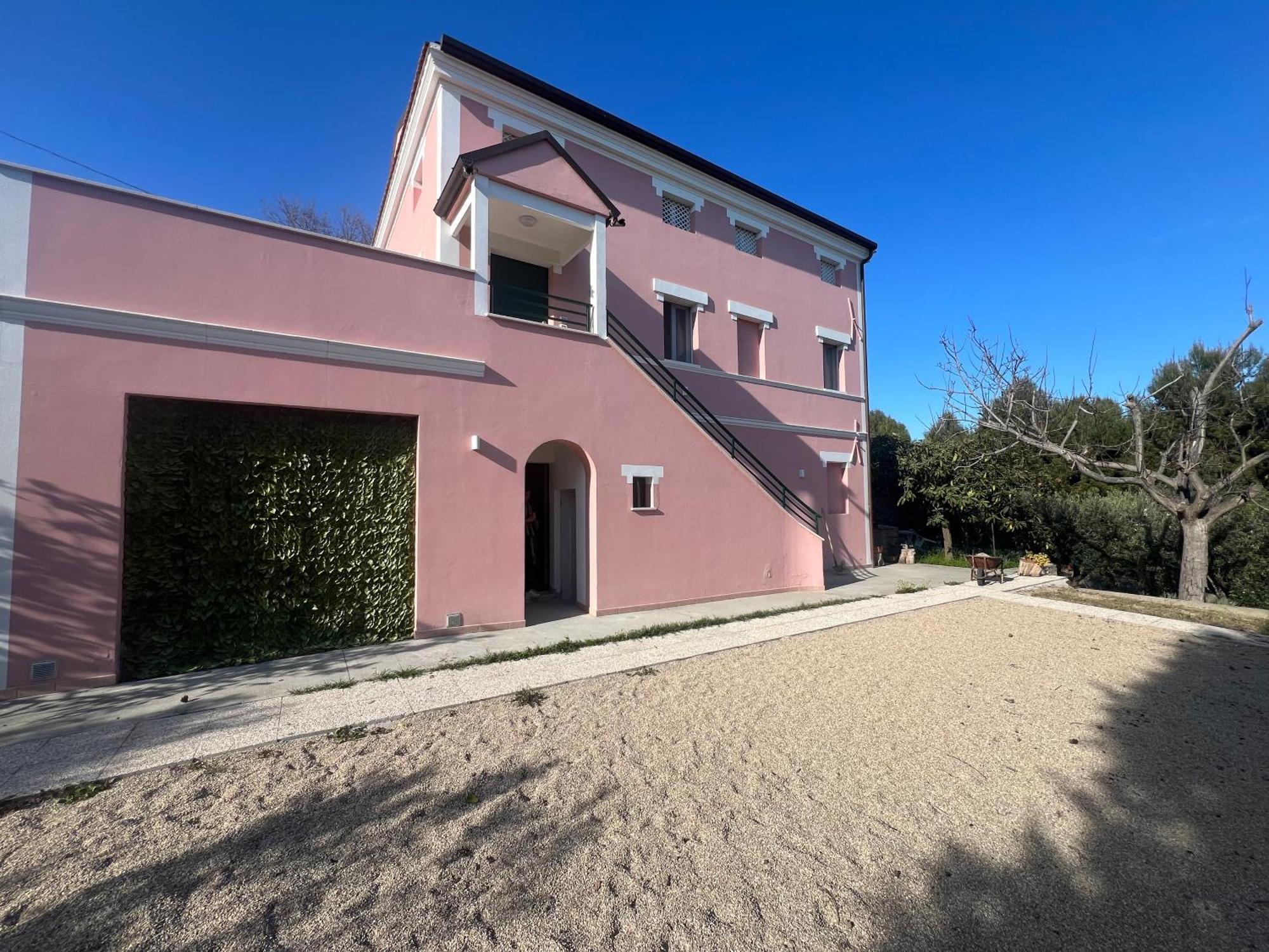 Rosa Nel Verde - Vista D'Amare San Benedetto del Tronto Zewnętrze zdjęcie
